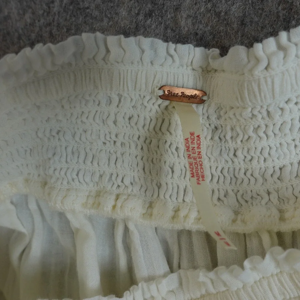 Free People Feelin Fancy Romper XS Ivory Lace Ruffle Gauzy Boho Beachy Romantic